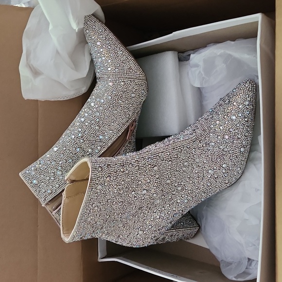 NIB HOLIDAY Betsey Johnson Cady Rhinestone Booties NEW YEARS EVE Glam Sparkle - Picture 5 of 5
